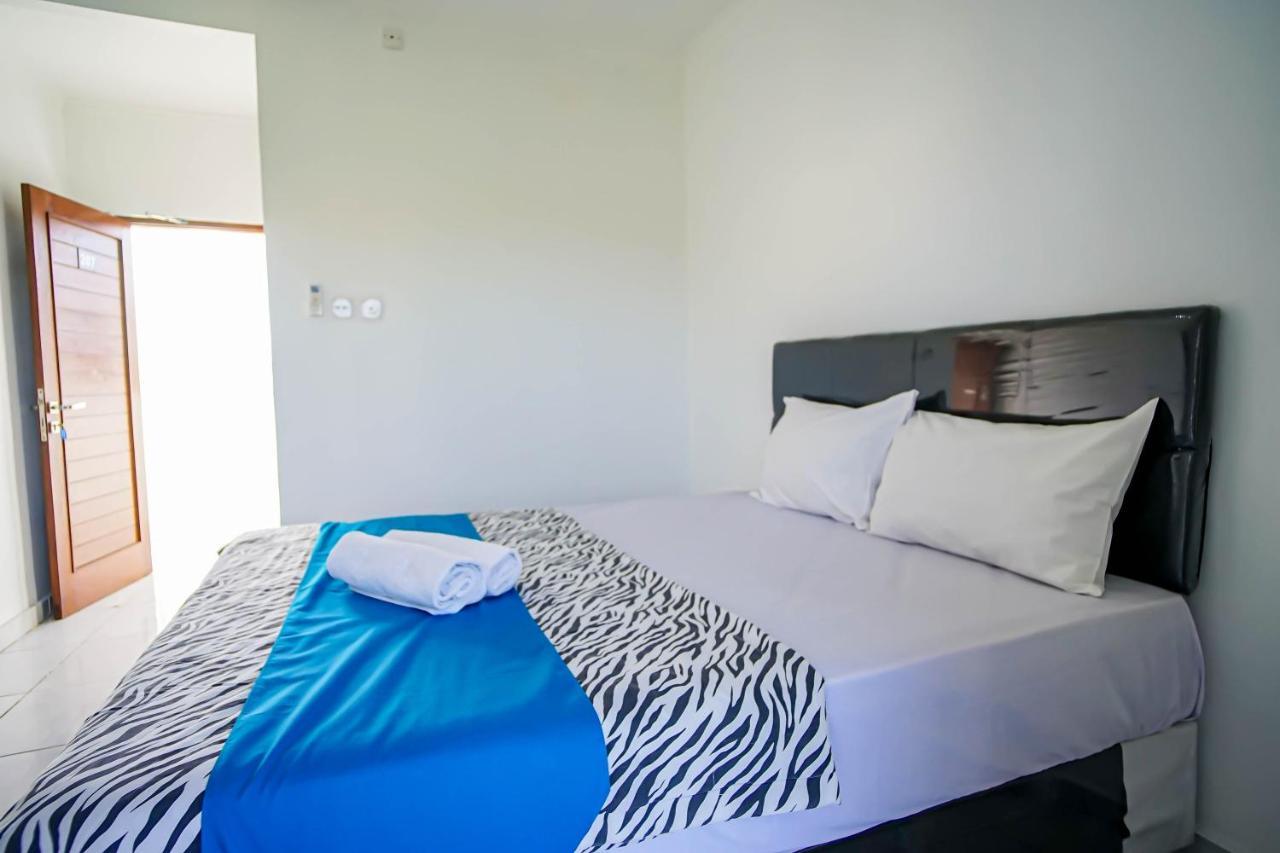 Pondok Sariqu Hotel Legian Esterno foto